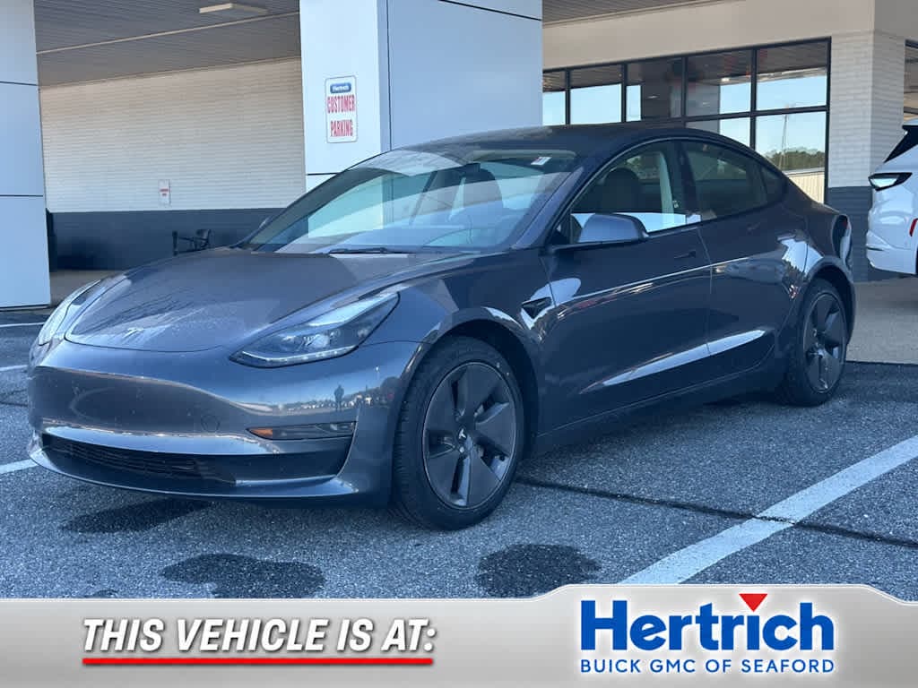2023 Tesla Model 3 Base — photo 1 of 10
