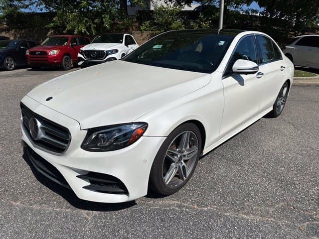 2017 Mercedes-Benz E-Class Base — photo 1 of 21