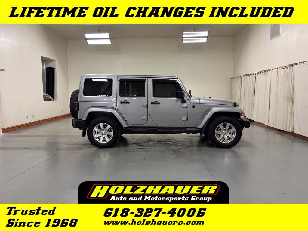 2016 Jeep Wrangler Sahara — photo 1 of 26