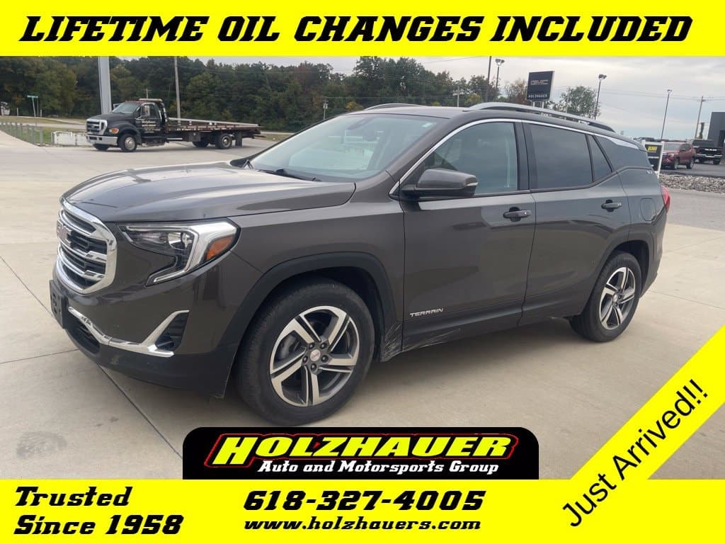 2020 GMC Terrain SLT — photo 1 of 10