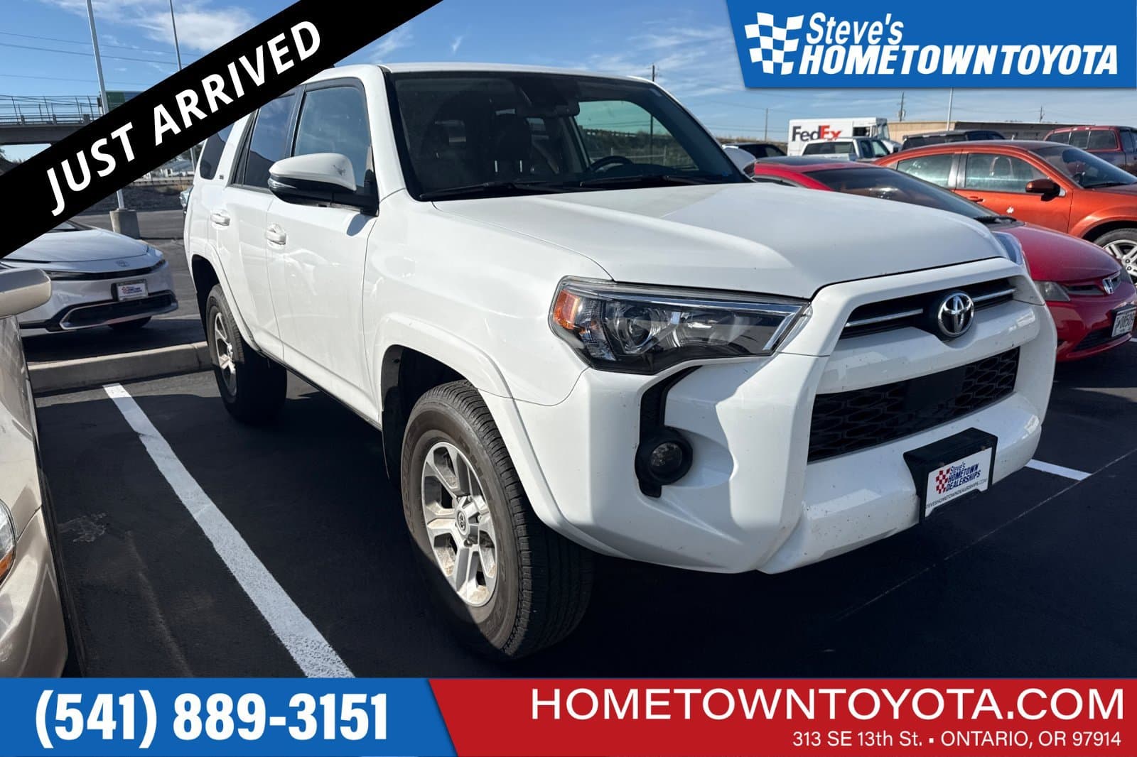 2024 Toyota 4Runner SR5 Premium — photo 1 of 14