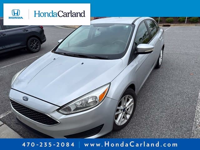 2017 Ford Focus SE — photo 1 of 5