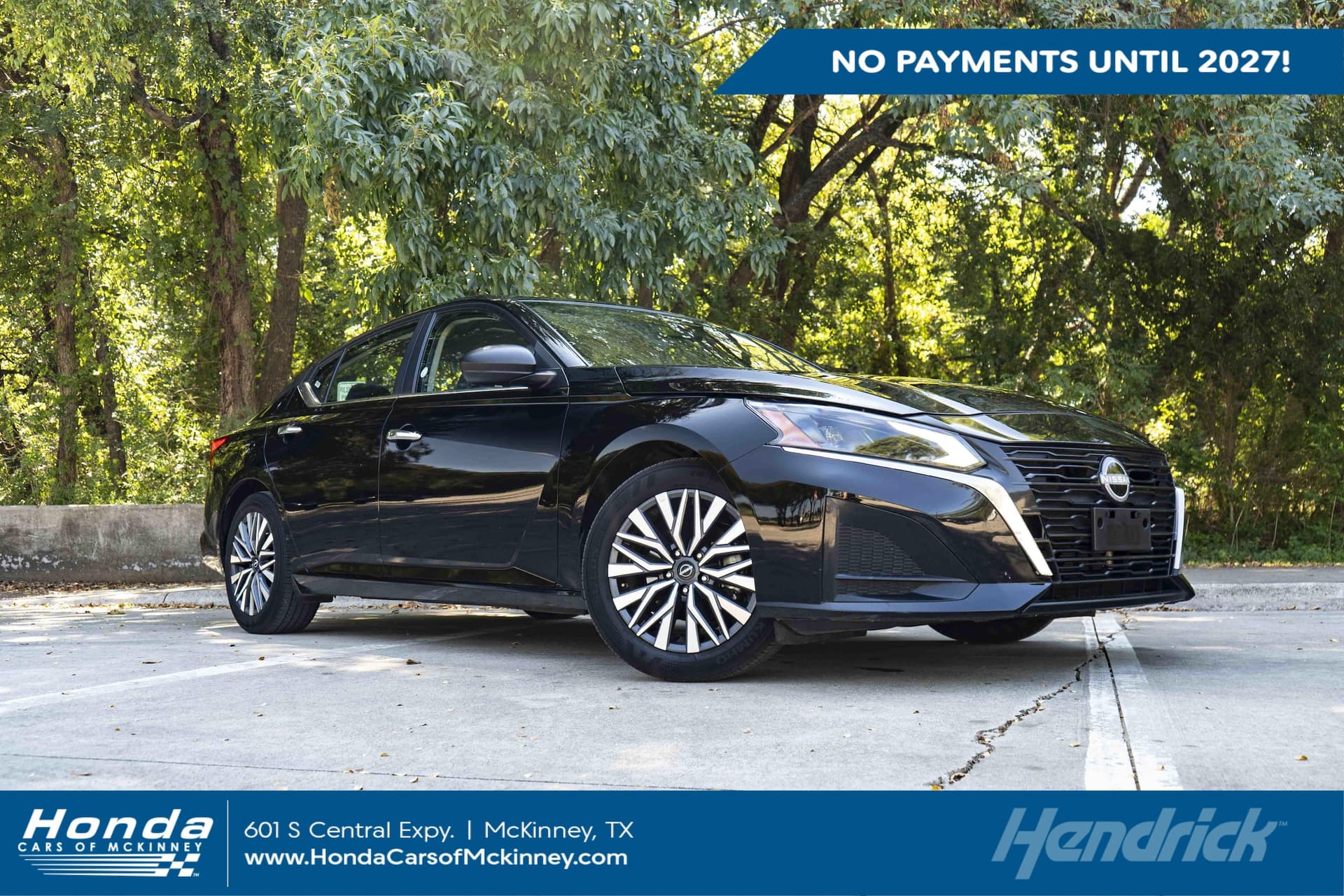 2025 Nissan Altima SV — photo 1 of 39