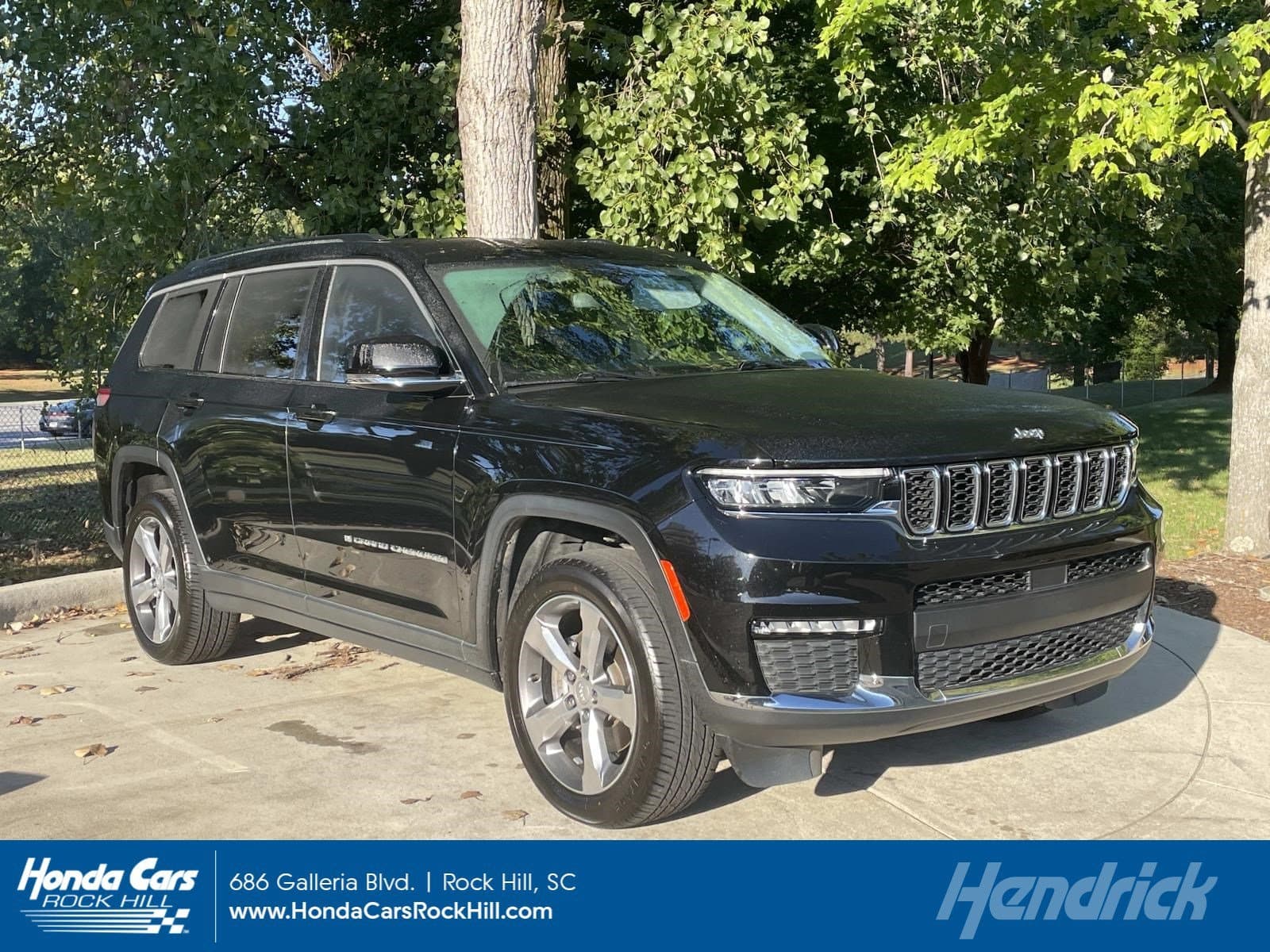 2022 Jeep Grand Cherokee L Limited — photo 1 of 34