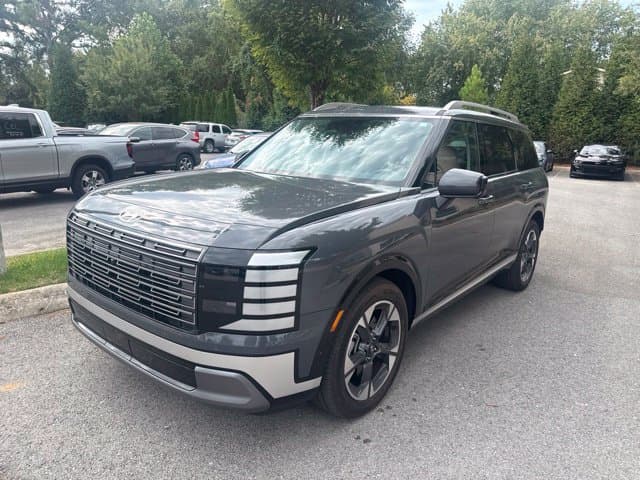 2026 Hyundai Palisade Limited — photo 1 of 4