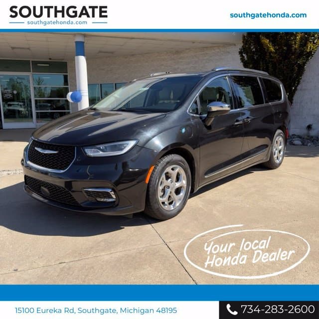 2021 Chrysler Pacifica Hybrid Limited — photo 1 of 26