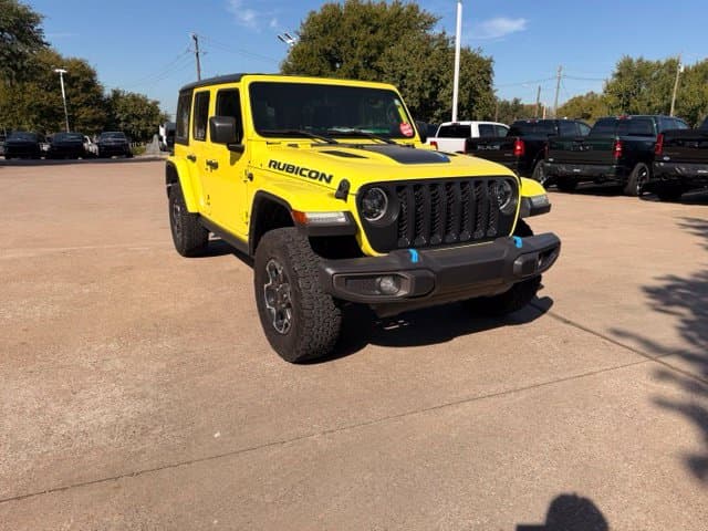 2023 Jeep Wrangler Base — photo 1 of 9