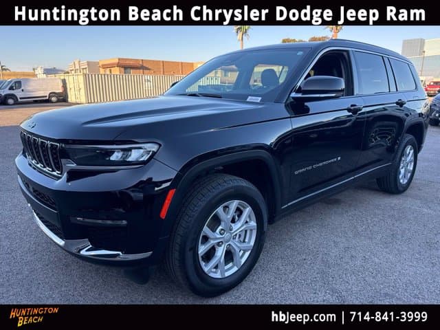 2023 Jeep Grand Cherokee L Limited — photo 1 of 11