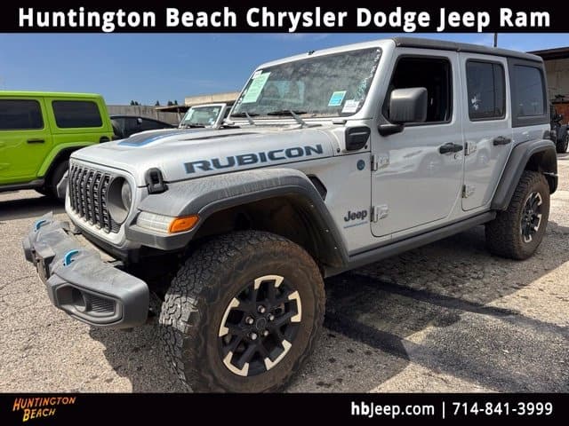 2024 Jeep Wrangler Base — photo 1 of 11