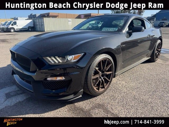 2017 Ford Mustang Shelby GT350 — photo 1 of 11