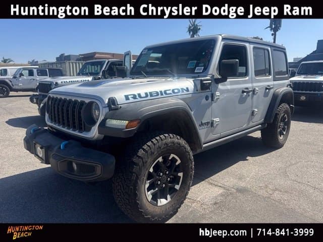 2024 Jeep Wrangler Base — photo 1 of 11