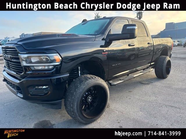 2023 RAM 2500 Laramie — photo 1 of 11