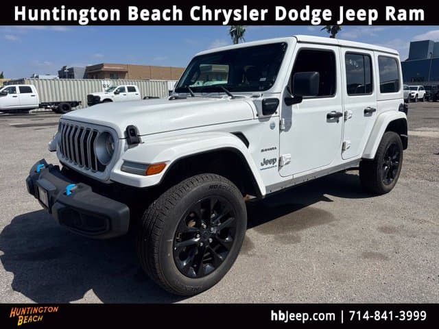 2024 Jeep Wrangler Base — photo 1 of 11