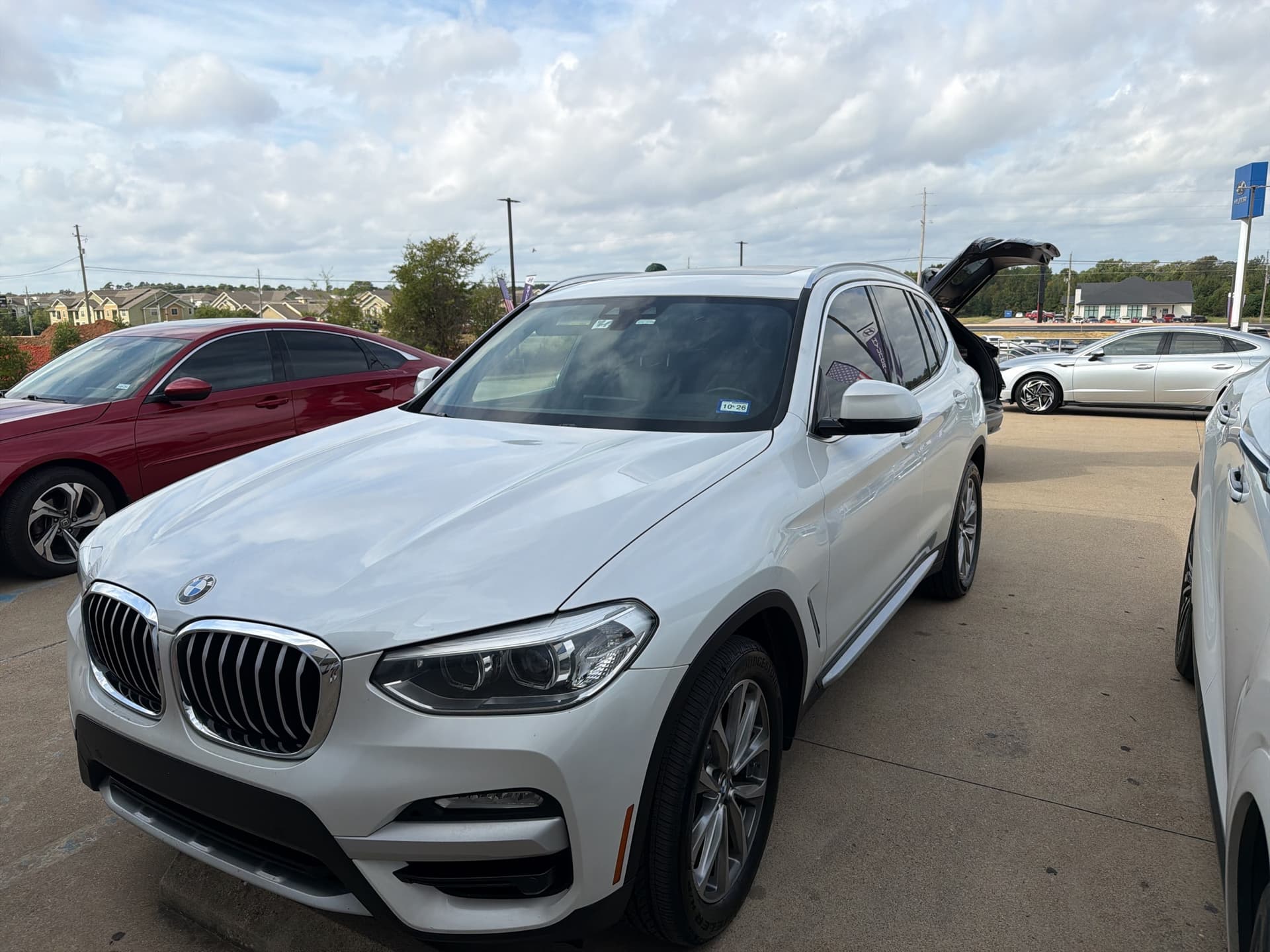 2019 BMW X3 sDrive30i — photo 1 of 6