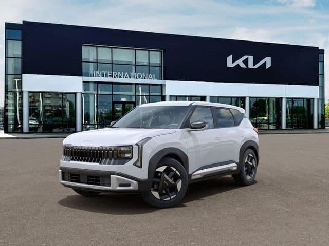 2027 Kia Seltos S — photo 1 of 27