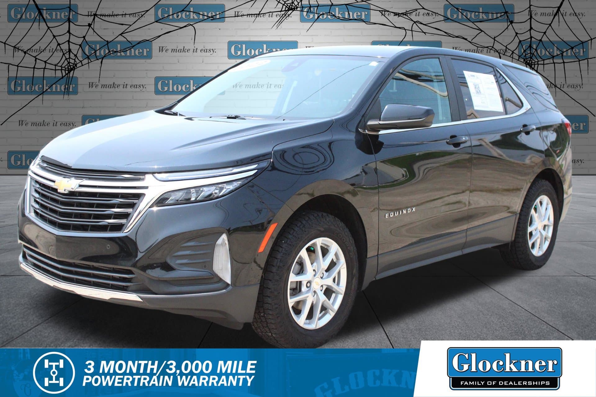 2022 Chevrolet Equinox LT — photo 1 of 44