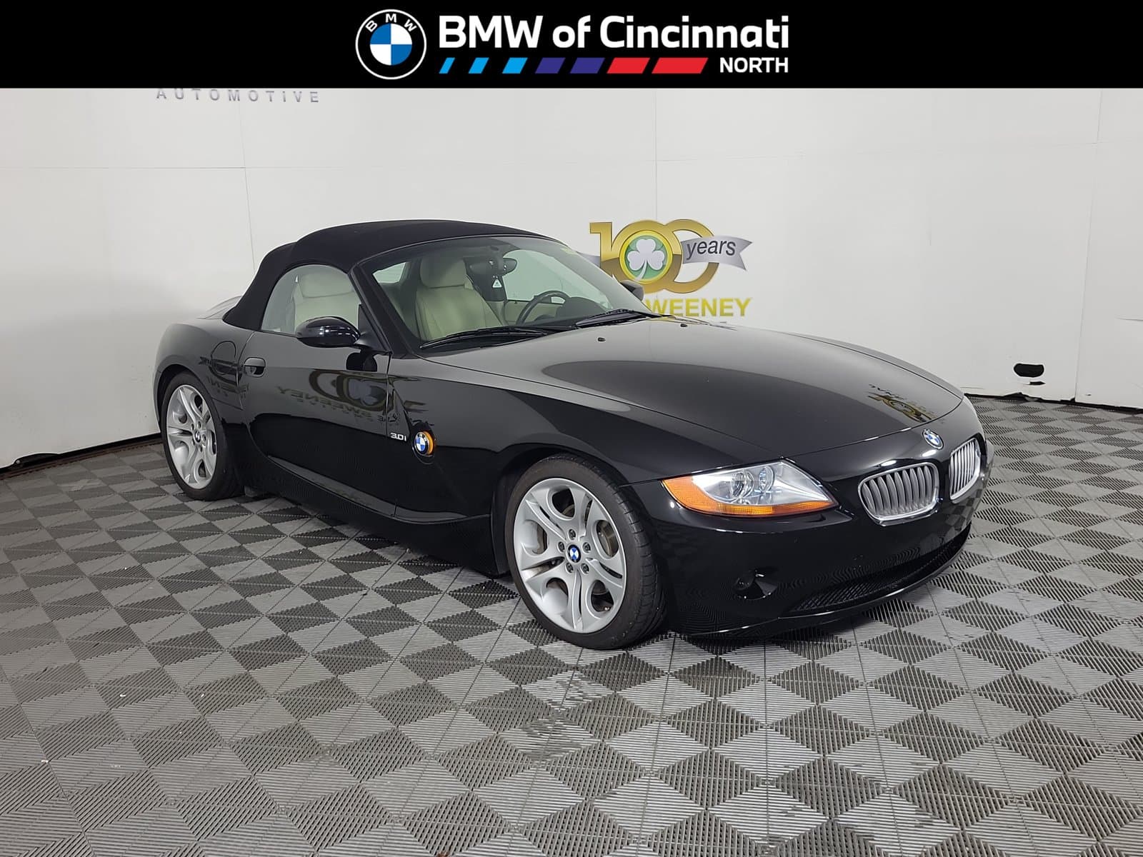 2003 BMW Z4 3.0i — photo 1 of 8