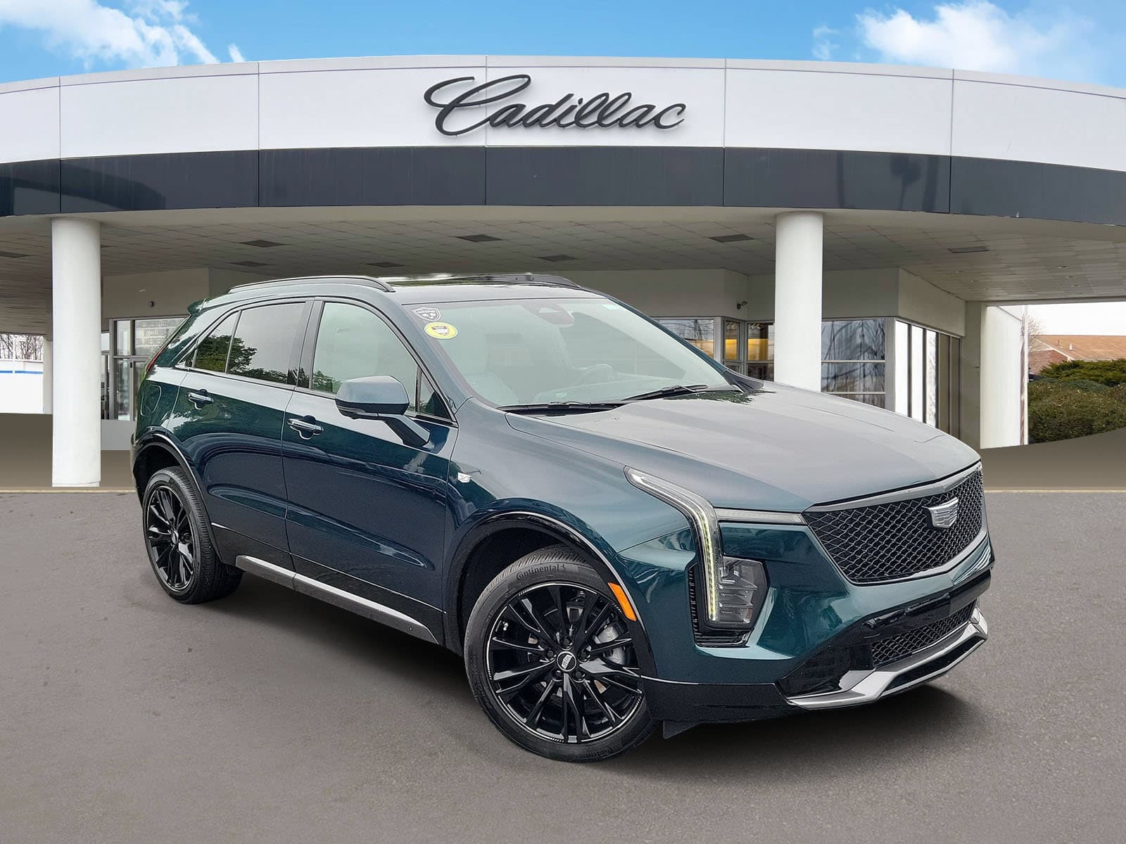 2025 Cadillac XT4 AWD Sport — photo 1 of 33
