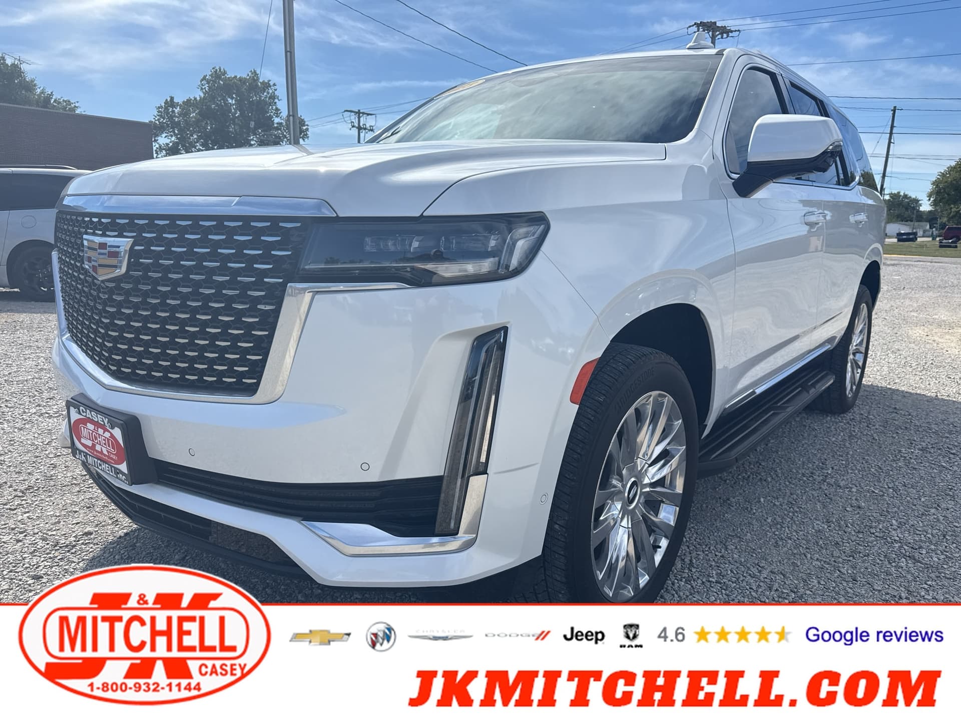 2023 Cadillac Escalade 4WD Premium Luxury — photo 1 of 32
