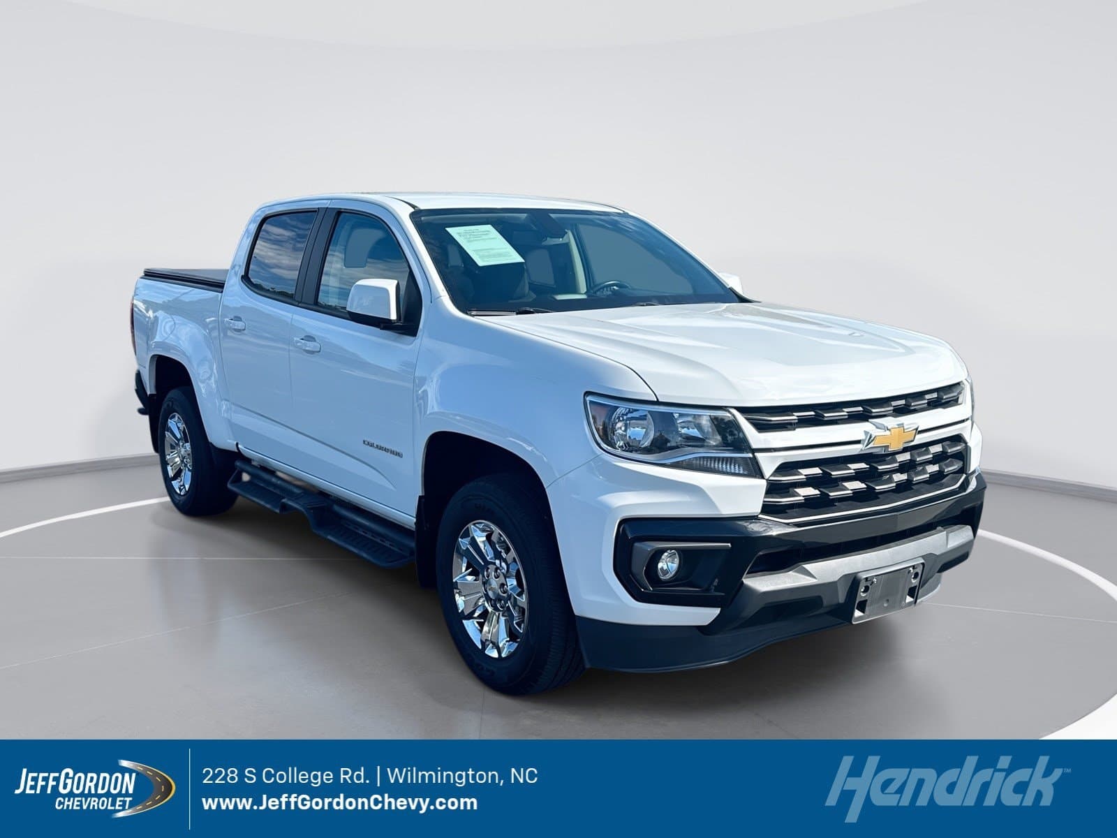 2022 Chevrolet Colorado 2WD LT — photo 1 of 11