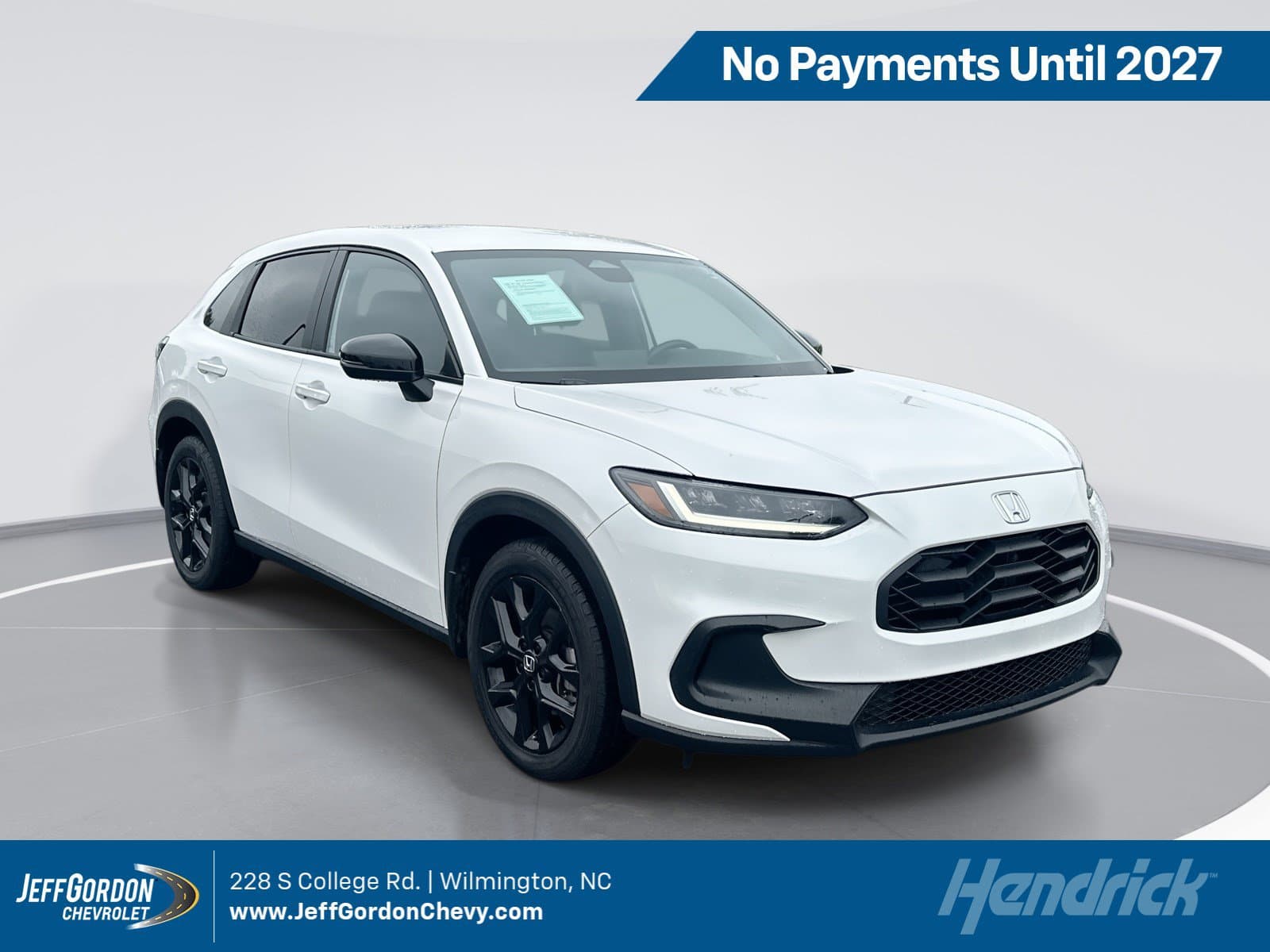 2025 Honda HR-V Base — photo 1 of 11
