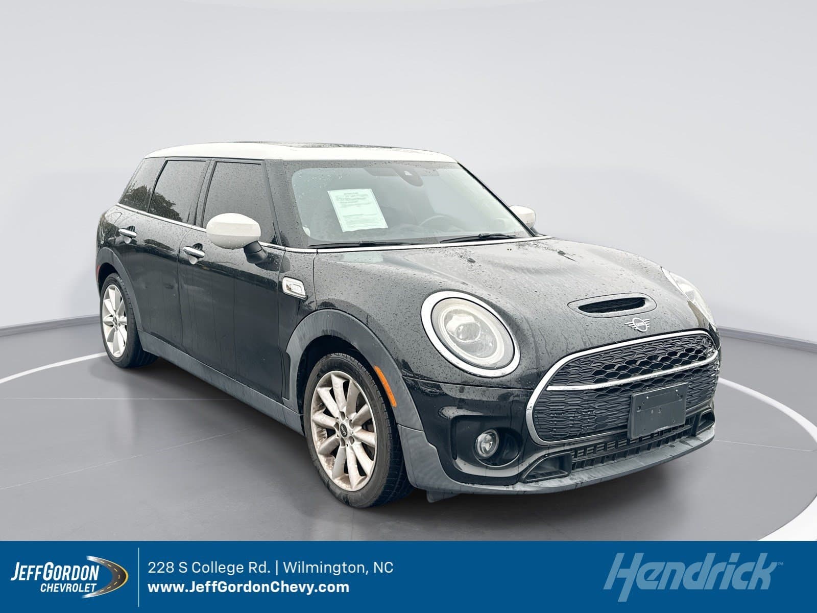 2020 Mini Clubman Cooper S — photo 1 of 11