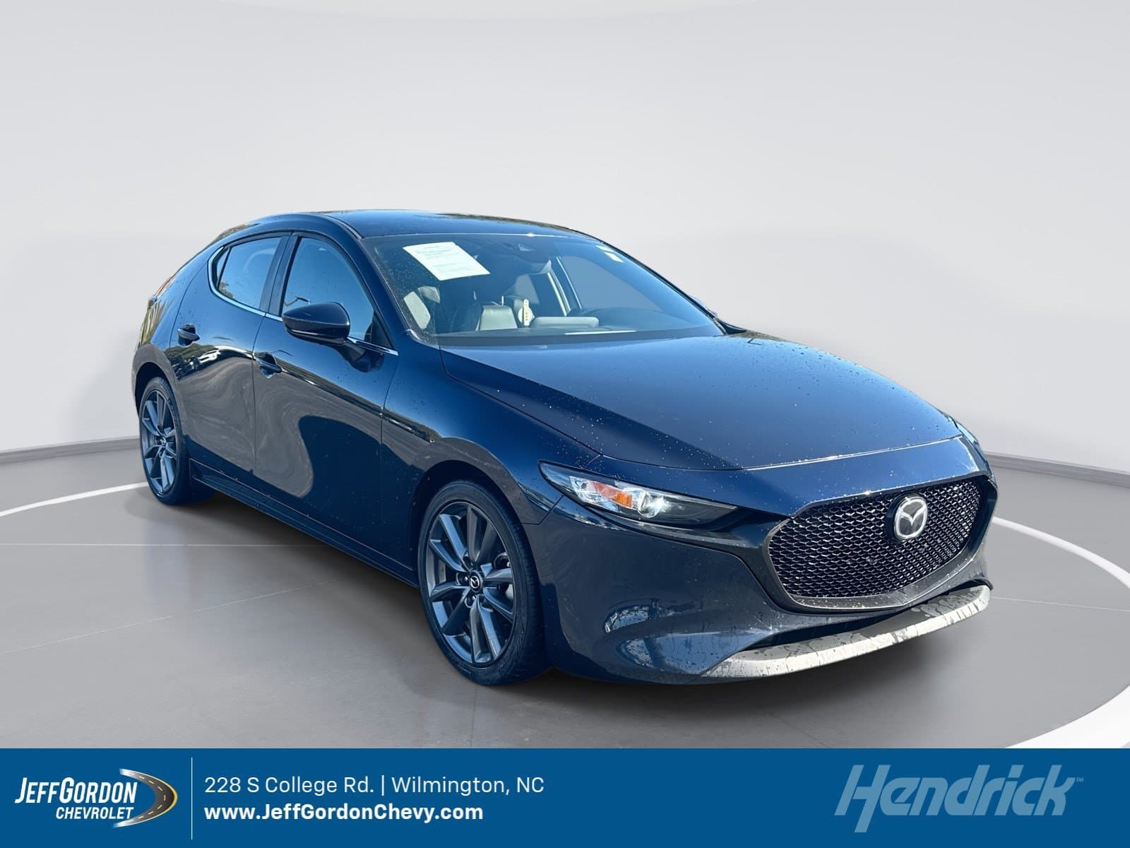 2021 Mazda Mazda3 Hatchback Select — photo 1 of 11