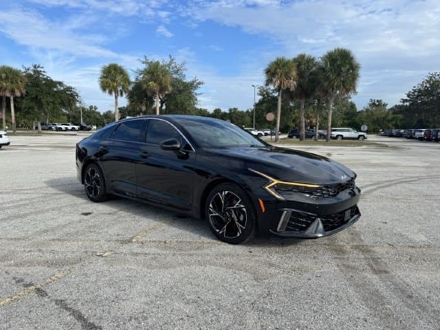 2025 Kia K5 GT-Line — photo 1 of 12