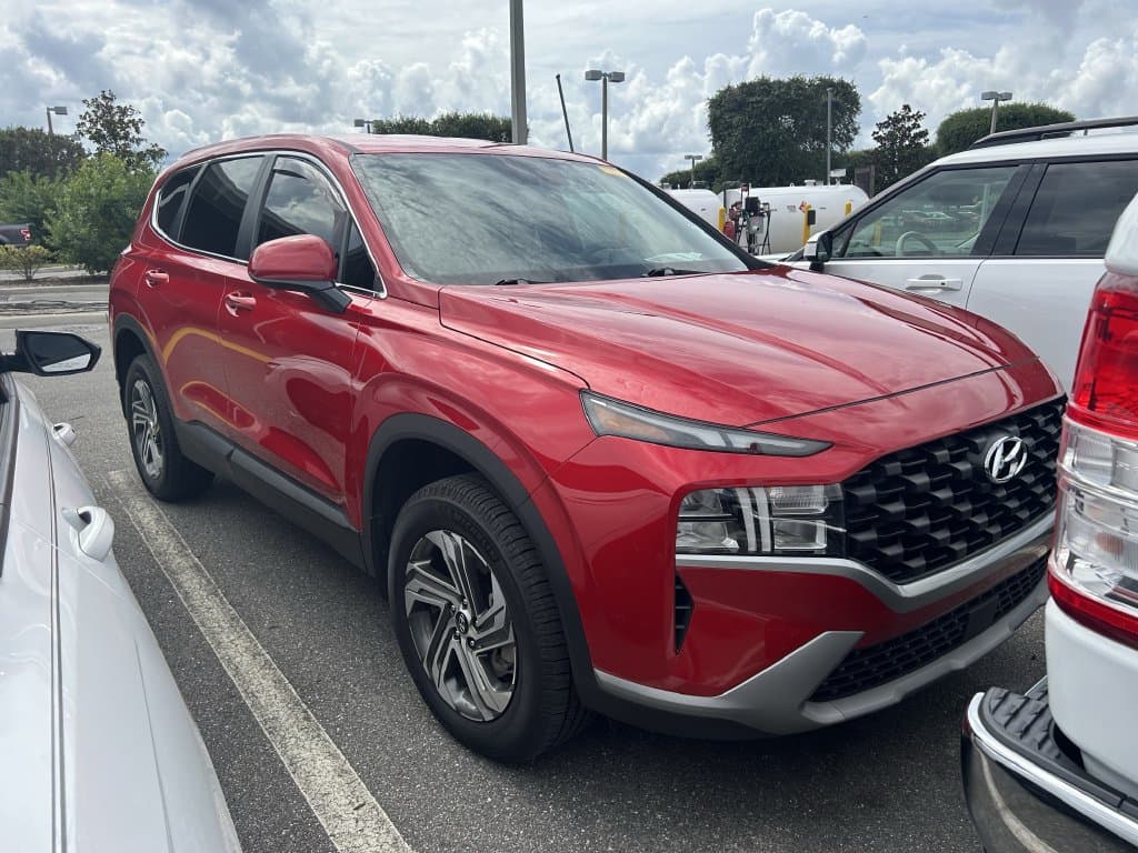 2023 Hyundai Santa Fe SE — photo 1 of 12