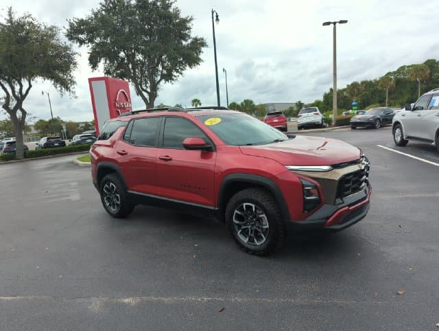 2025 Chevrolet Equinox AWD ACTIV — photo 1 of 51