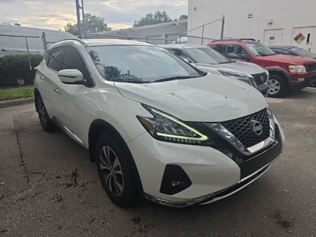 2024 Nissan Murano SV — photo 1 of 8