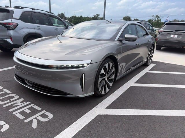2023 Lucid Air Touring — photo 1 of 19