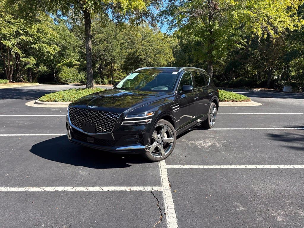 2024 Genesis GV80 Base — photo 1 of 28