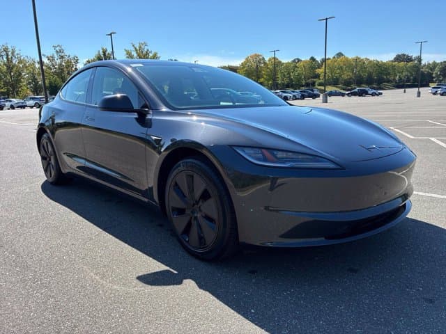 2025 Tesla Model 3 Long Range — photo 1 of 24