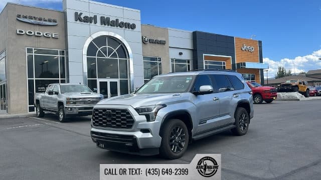 2024 Toyota Sequoia Platinum — photo 1 of 25