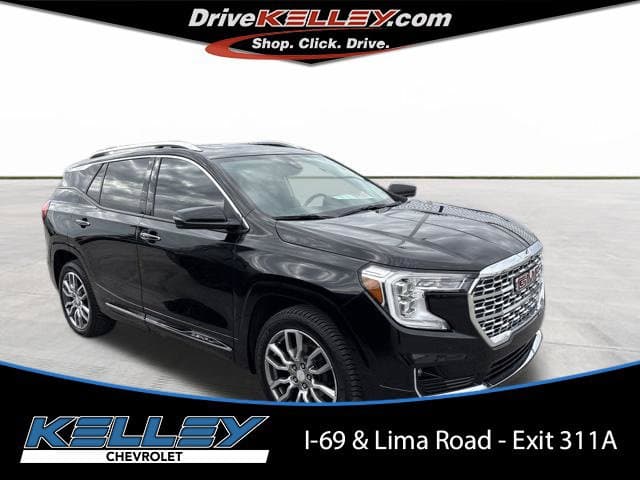 2023 GMC Terrain Denali — photo 1 of 14