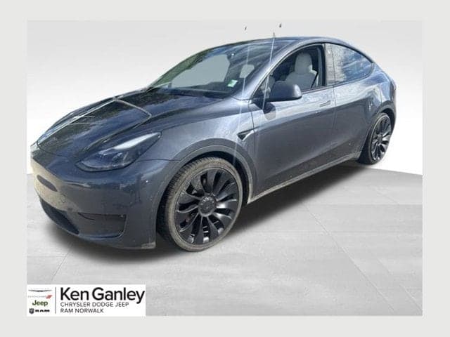 2022 Tesla Model Y Performance — photo 1 of 28