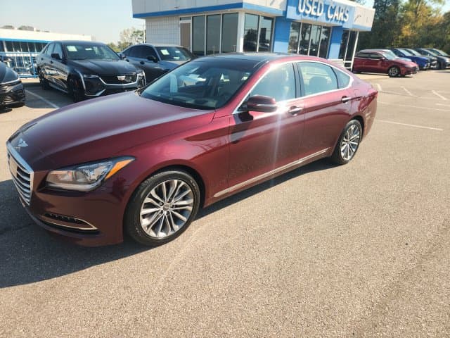 2015 Hyundai Genesis Base — photo 1 of 14