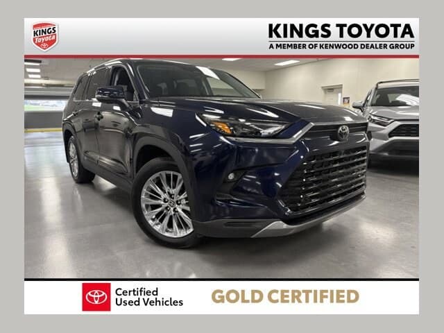 2025 Toyota Grand Highlander Platinum — photo 1 of 35