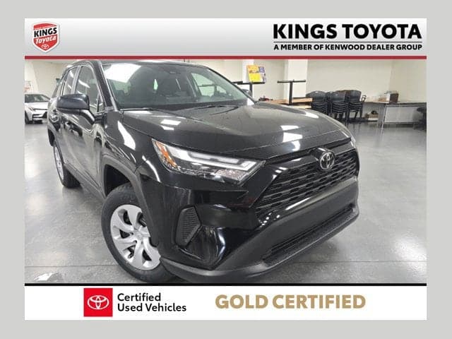 2025 Toyota RAV4 LE — photo 1 of 18