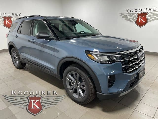 2026 Ford Explorer Base — photo 1 of 31