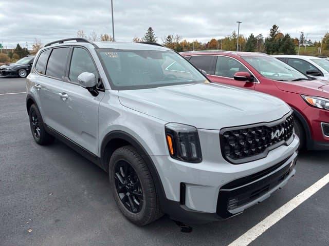 2024 Kia Telluride SX Prestige X-Pro — photo 1 of 6
