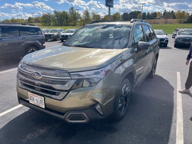 2025 Subaru Forester Limited — photo 1 of 5