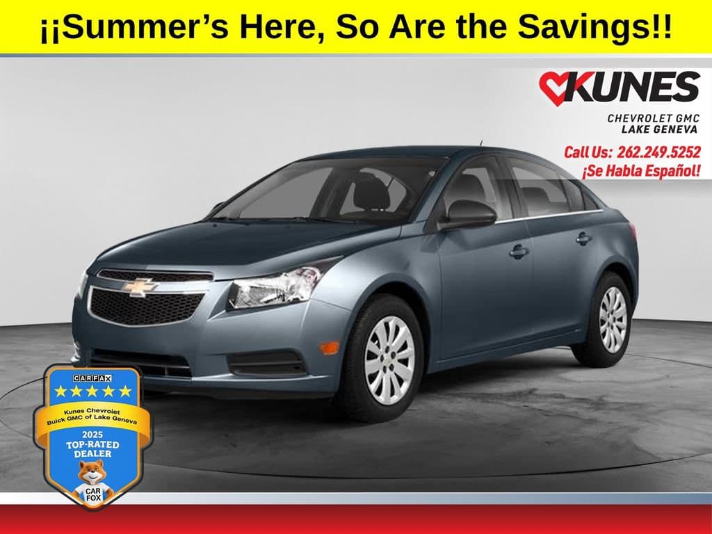 2013 Chevrolet Cruze LS — photo 1 of 17