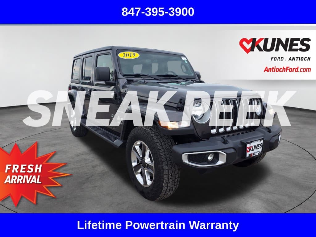 2019 Jeep Wrangler Unlimited Sahara — photo 1 of 20