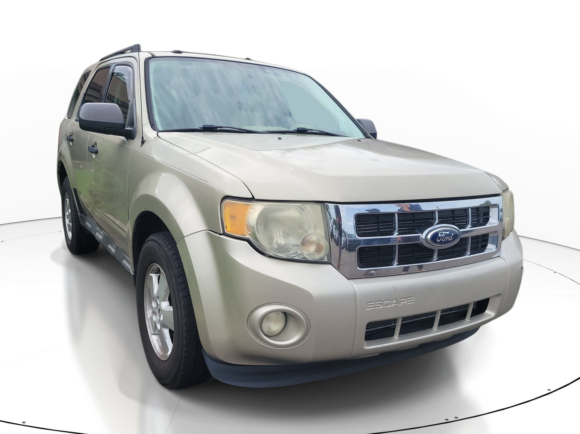 2011 Ford Escape XLT — photo 1 of 10