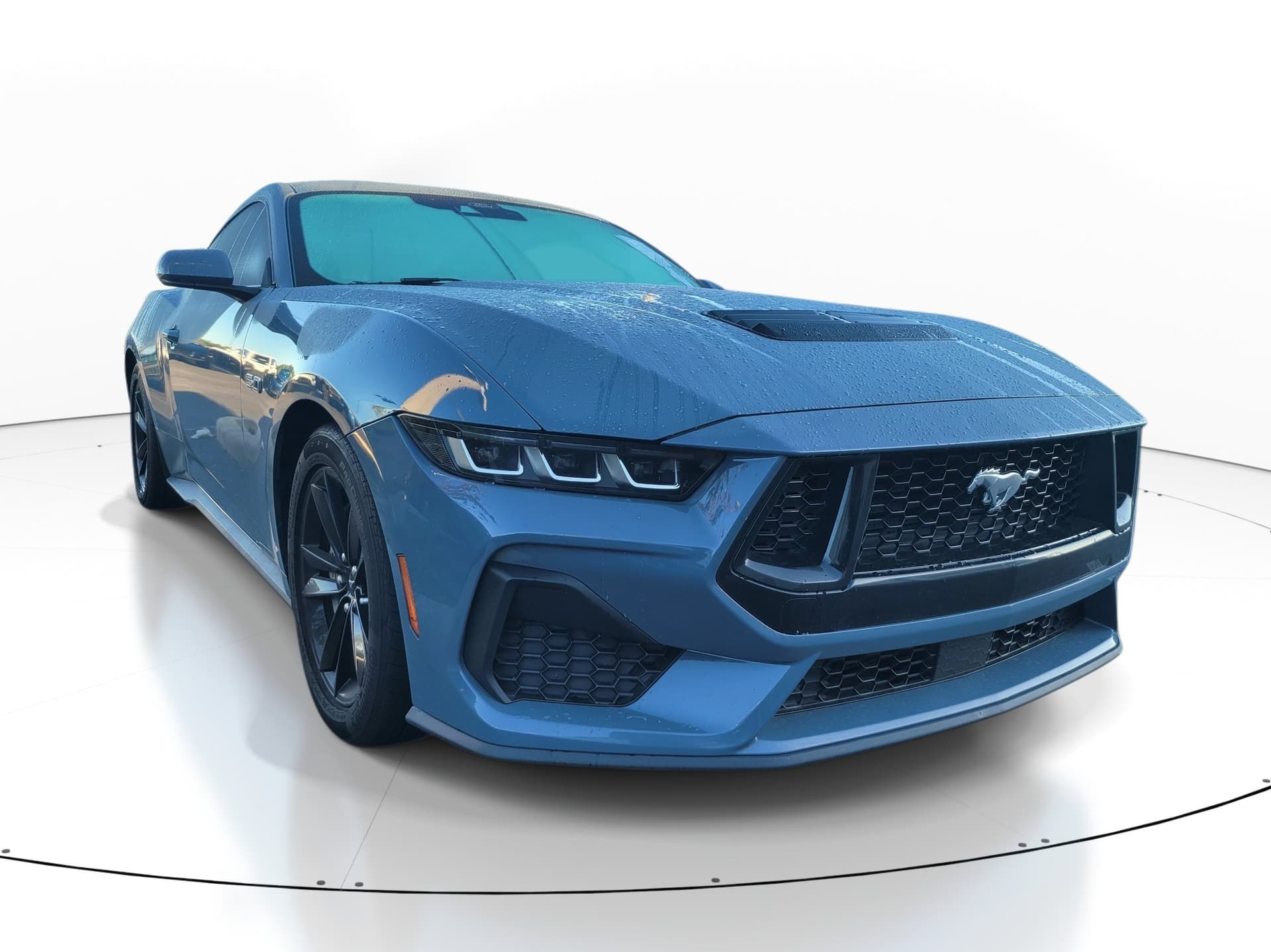 2025 Ford Mustang Base — photo 1 of 10