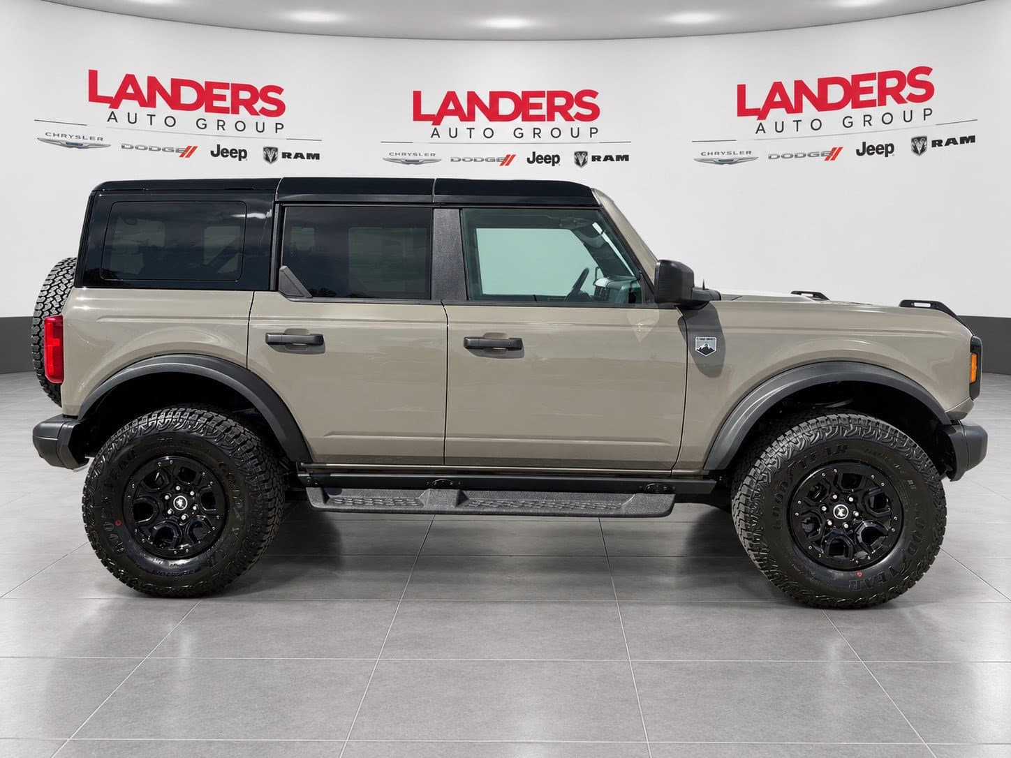 2026 Ford Bronco Big Bend — photo 1 of 6