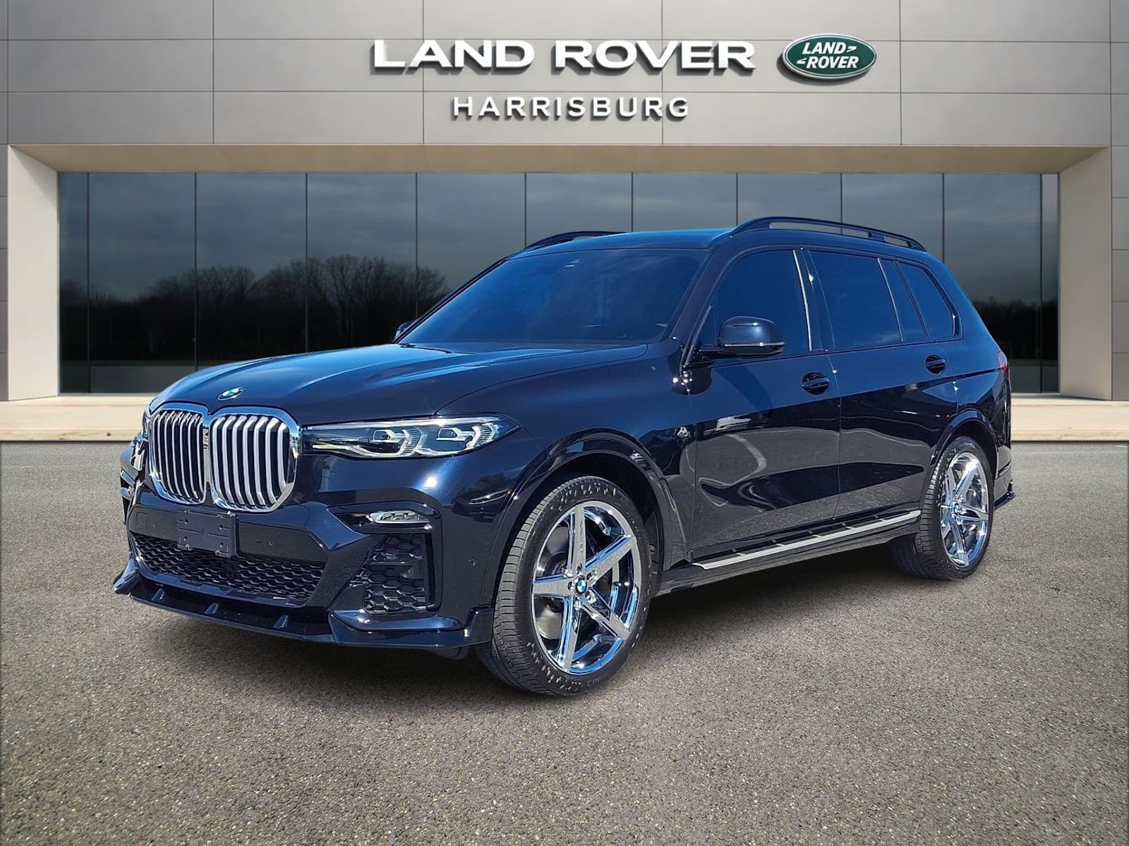 2022 BMW X7 xDrive40i — photo 1 of 35