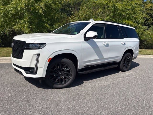 2023 Cadillac Escalade 4WD Sport Platinum — photo 1 of 13